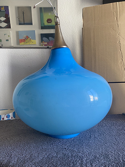 Lámpara de techo en cristal azul