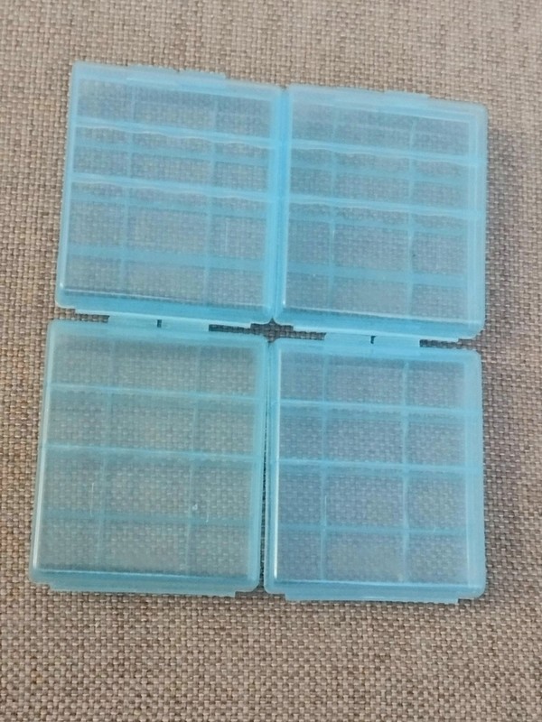 Cajas Organizador Pilas AA/AAA (4x)