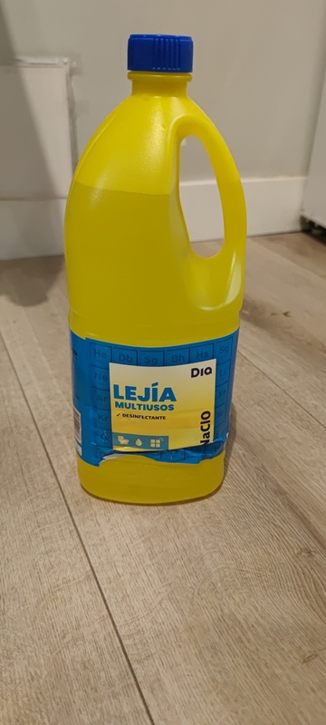 Bote de lejía 2L
