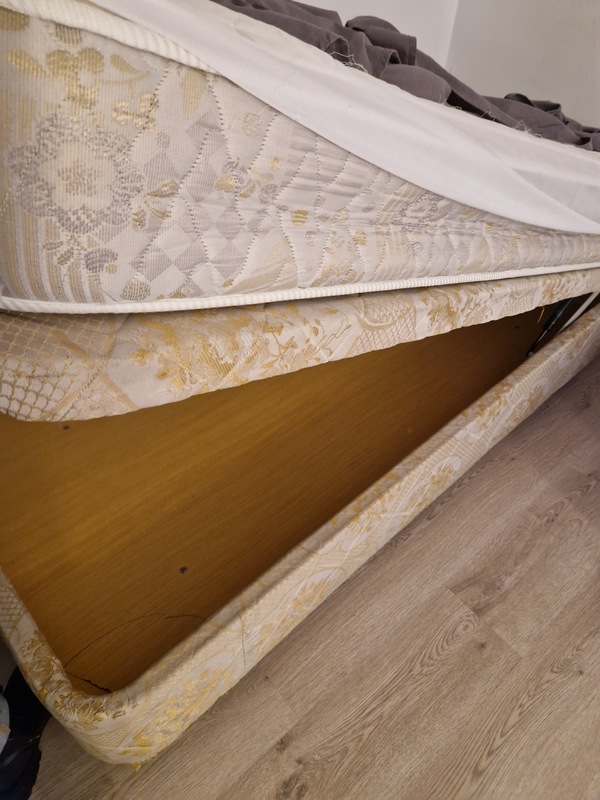 Regalo colchón y canapé de 90