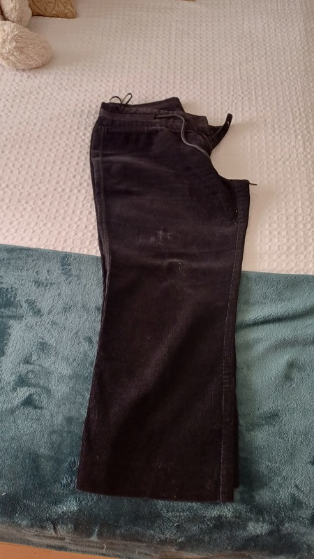 Pantalón media pierna T. 38