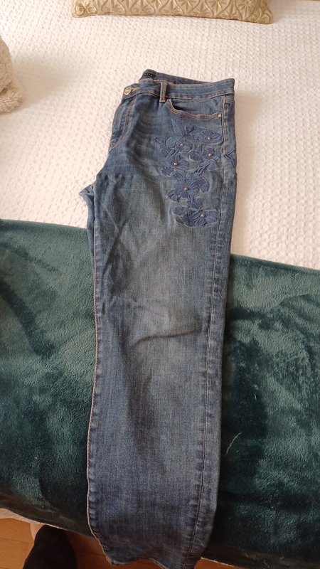 Pantalón vaquero T. 42