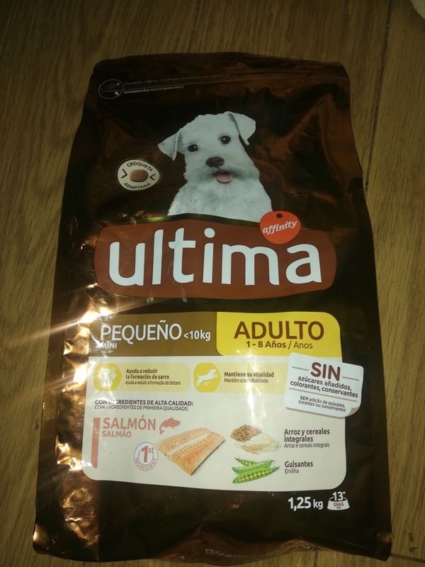 Bolsa de comida para perro