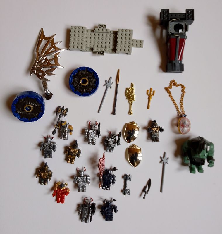 Figuras y piezas Megabloks