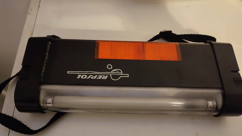 Linterna negra repsol(Oscar Avila)