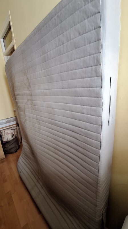 Regalo colchón cama matrimonio