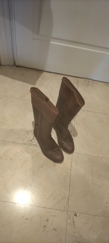 BOTAS CAMPERAS VALVERDE DEL CAMINO