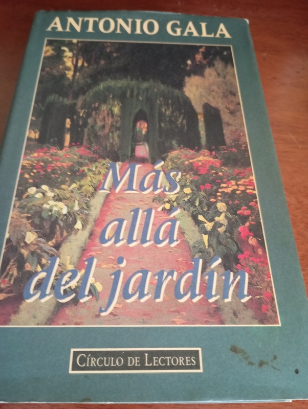 Libro. Más allá del jardín 