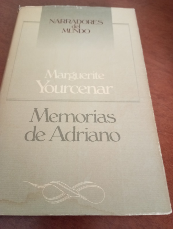 Libro. Memorias de Adriano 