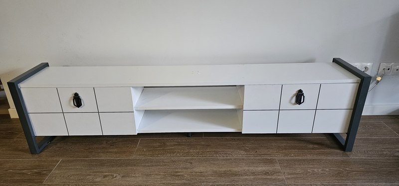 Mueble TV moderno y funcional