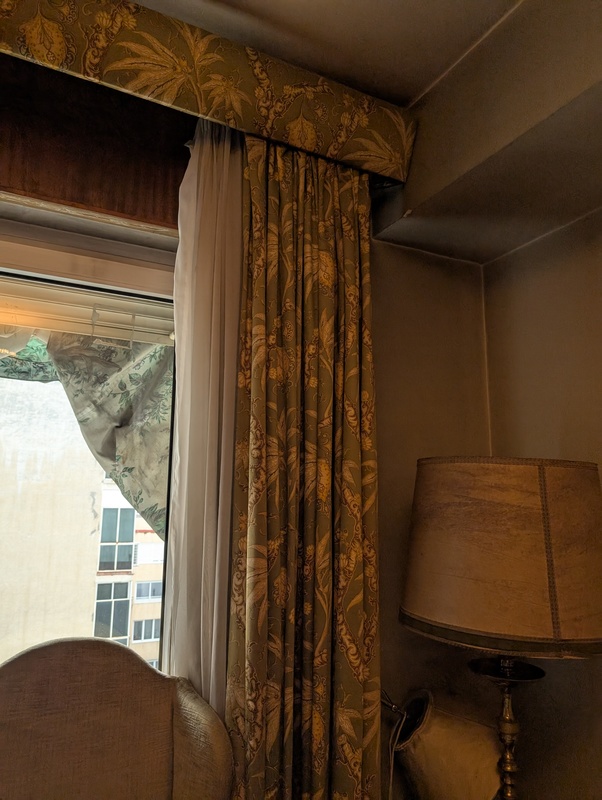 Regalo cortinas antiguas para usar la tela