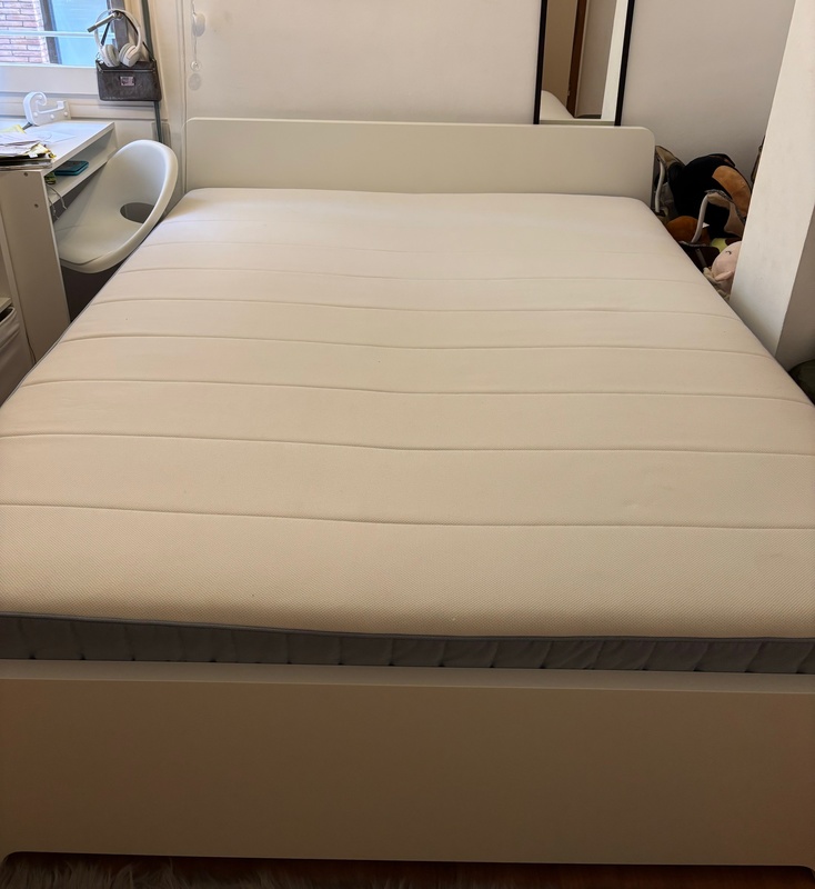 Cama IKEA ASKVOLL 160x200 cm blanca