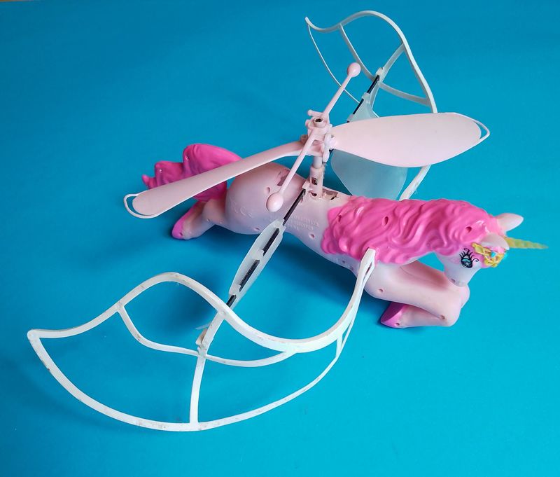 Dron unicornio 