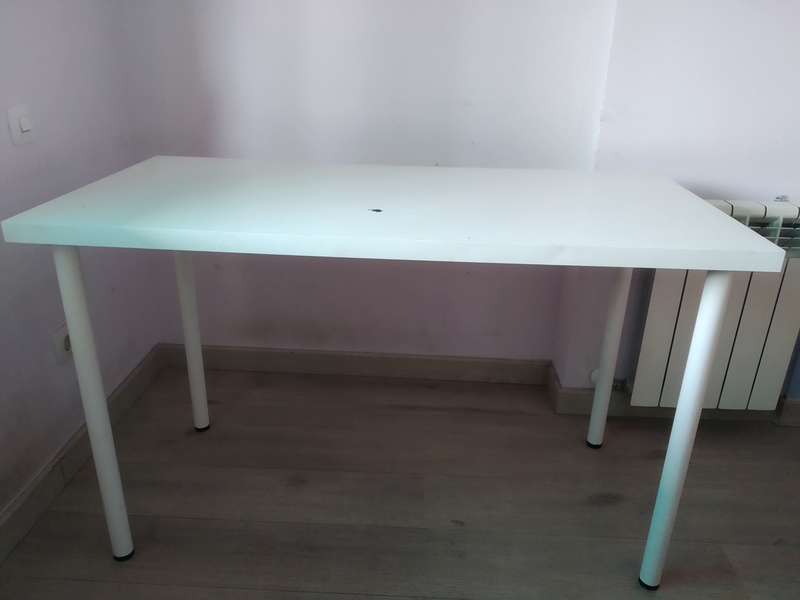 Mesa blanca Ikea
