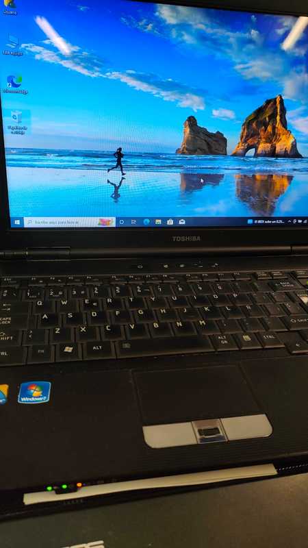 Regalo portátil Toshiba 