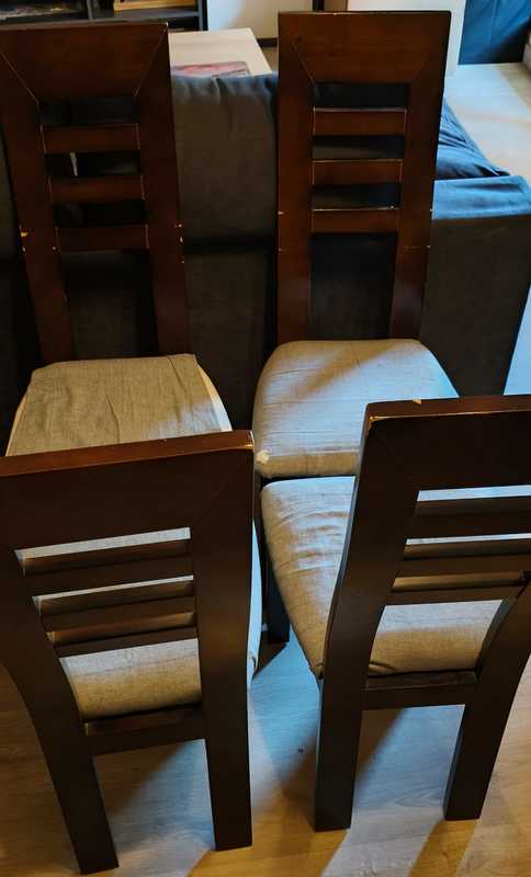 4 Sillas de comedor