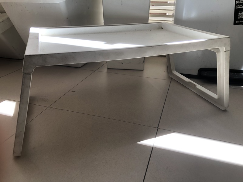 Mesa de cama plegable