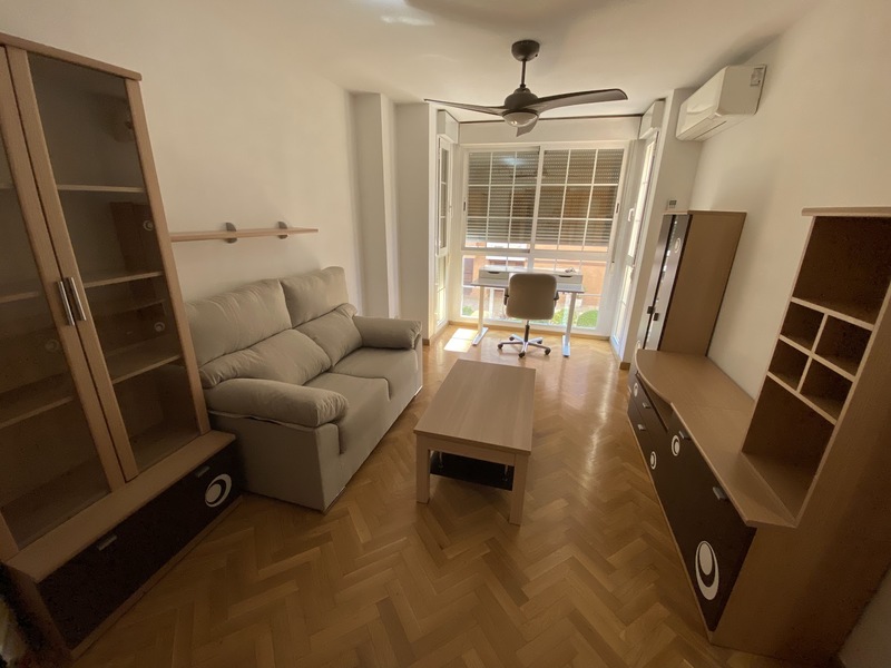 SOFÁ DOS PLAZAS DESLIZANTE