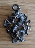 Dragón colgante