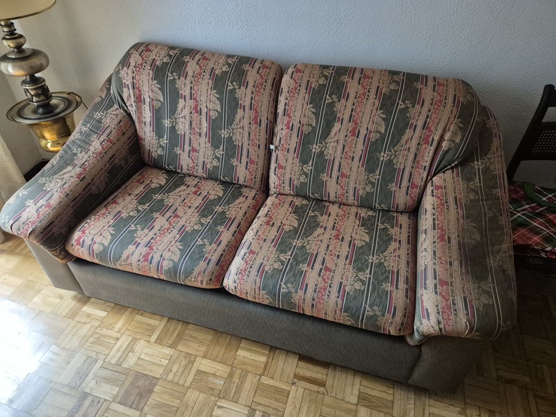 REGALO SOFA