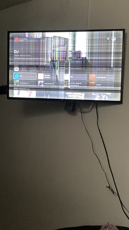 Mi televisor y nevera se rompió 