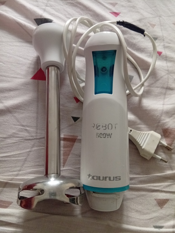 Batidora de mano Taurus 