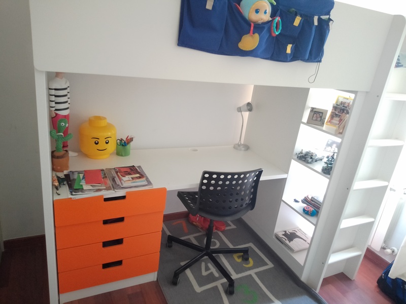 Litera con escritorio 