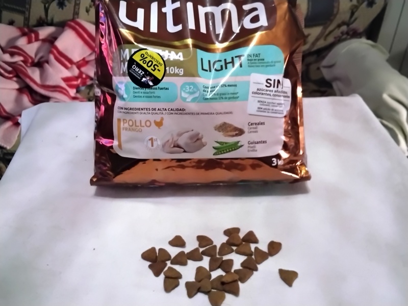 PIENSO PARA PERRO ULTIMA LIGHT