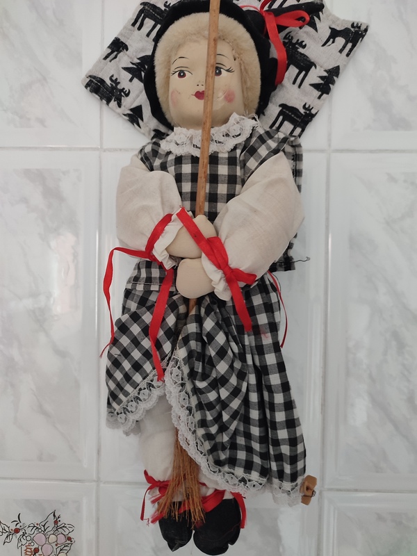 Muñeca de trapo. Brujita