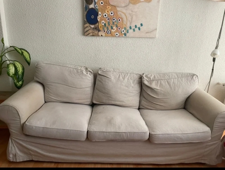 Sofá Ektorp tres plazas