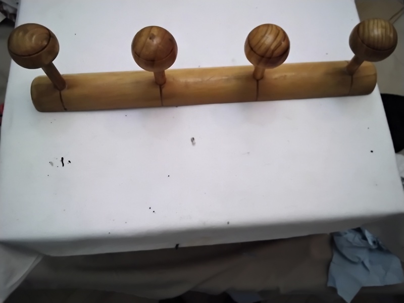 PERCHA DE MADERA 