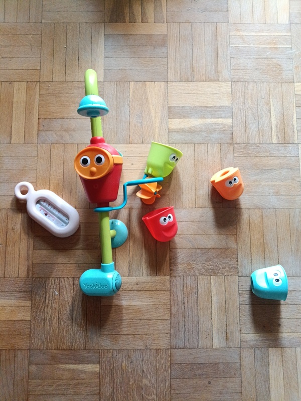 Accesorios bebe baño y termómetro baño