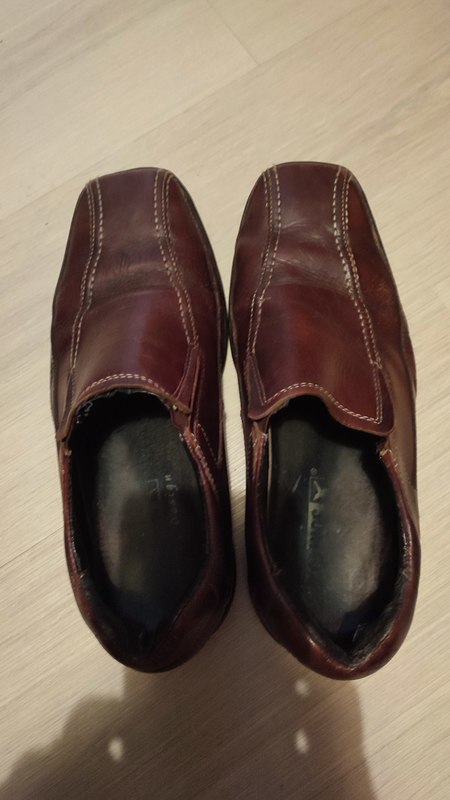 Zapatos caballero. Marca pikolinos. T40