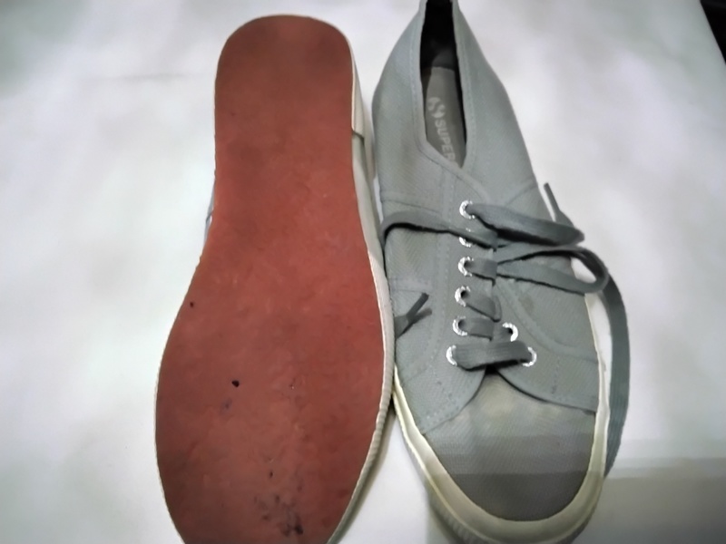 ZAPATILLAS DE LONA  Y CORDONES GRIS CLARO TALLA 40   