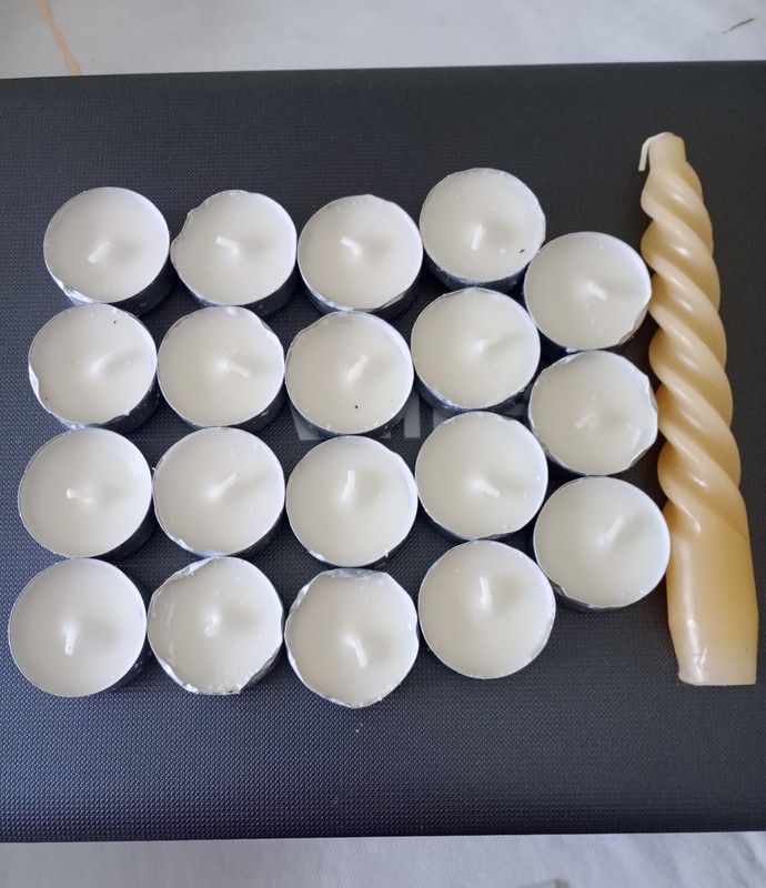 VELAS (19 planas y 1 de mesa)