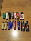 Regalo 16  mecheros variados
