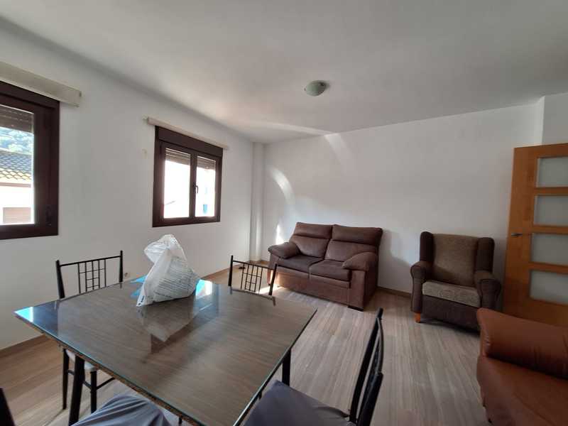 conjunto de muebles de un piso entero