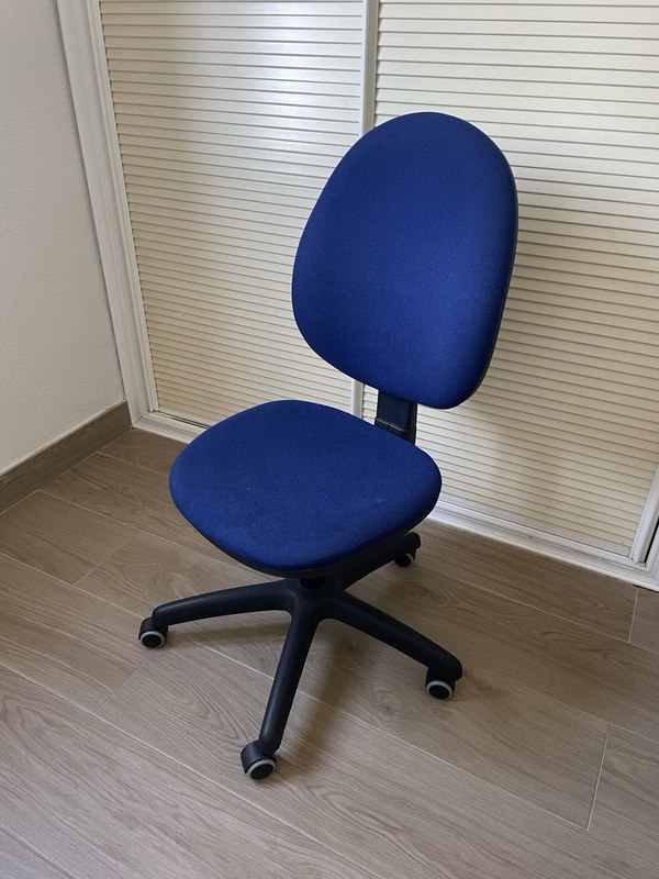 Silla de oficina en buen estado