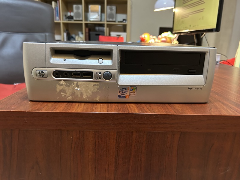 Regalo PC HP Compaq (Pentium 4)