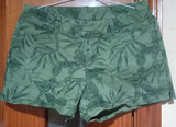 Pantalon corto de camuflaje talla 38