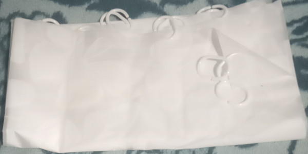 Cortina de baño amplia con enganches