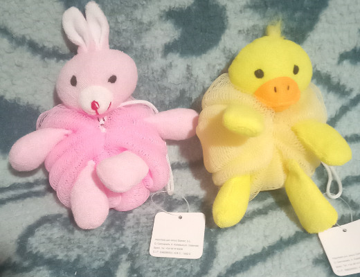 Esponjas de baño de bebé nuevas