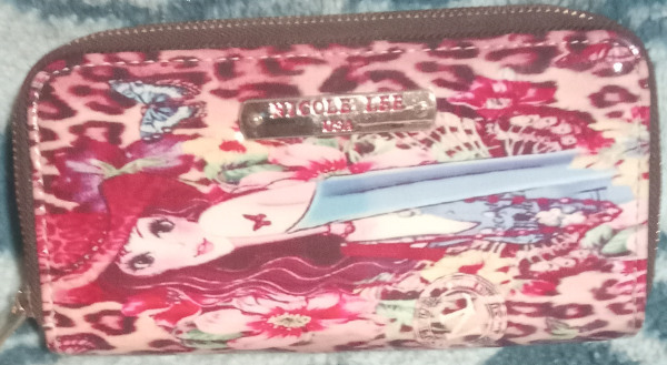 Bonito bolso de mano