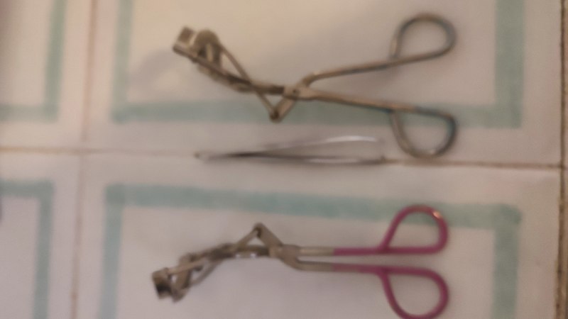 Rizadores de pestañas y mas