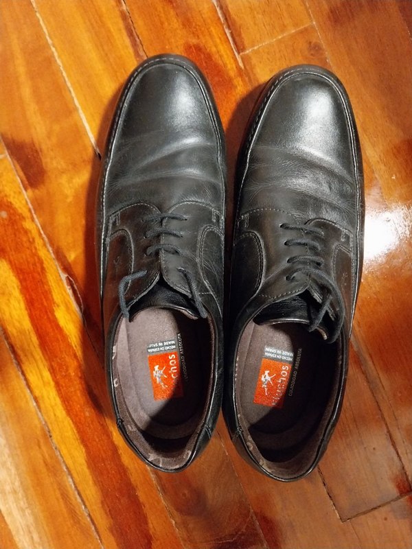 Se regalan zapatos hombre cuero - talla 44