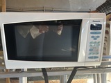 Microondas Panasonic múltiples funciones