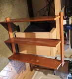 Estantería de madera