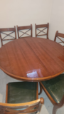 Mesa de comedor, seis sillas y otros
