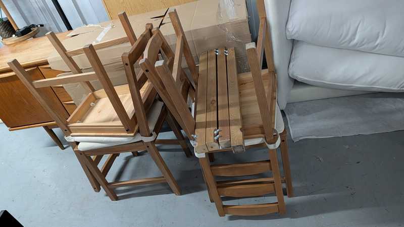 mesa de comedor de 4 sillas