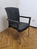 Silla de resina para exterior